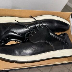 Van Heusen Black and White Oxfords